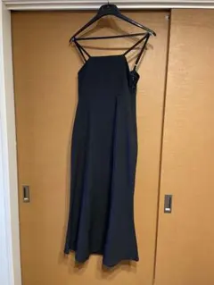 GRL ブラックキャミワンピース ロング丈 スモッキングデザイン