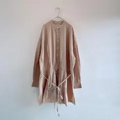 アングリッド　ウエストデザインノーカラーシャツ　ベージュ　フリー　ギャザー　長袖