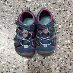 KEEN水遊び用サンダル