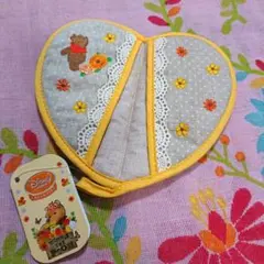 プロフ確認⚠️】プーさん 刺繍 鍋つかみ ミトンのサムネイル