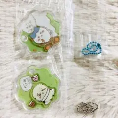 ちいかわキャラシャカチャームグミ(ハチワレ)(ラッコ先輩)2点セット