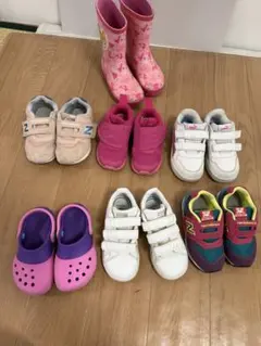 ベビーシューズ　スニーカーサンダルクロックスcrocs PUMA adidas