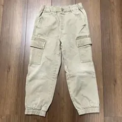 ユニクロ　カーゴパンツ　１２０サイズ
