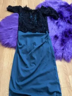 ブラックレースオフショルダードレス