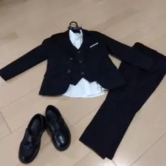 男の子用　130サイズ ブラック フォーマルスーツ【靴つき６点セット】