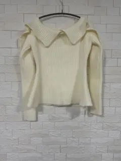 新品タグ付き　ホワイトニット