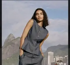 新品　ZARA ベスト