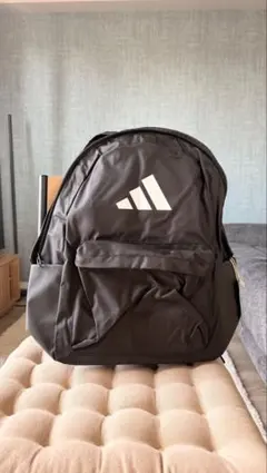adidas 黒 バックパック