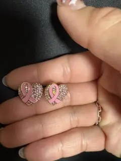 岩橋玄樹 two hundred ゴールドピンクハートピアス - メルカリ