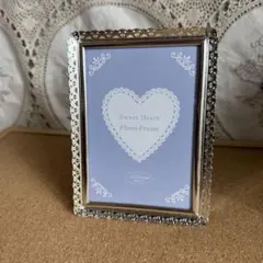 Item thumbnail for item 4f3ccd09-0cbc-4029-948f-90a72f6e8818