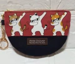 猫好きさんの半月ポーチ