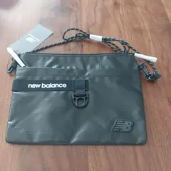 New Balance サコッシュ LAB51533 ブラック定価3,410円のサムネイル