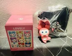 TWICE 韓国限定 popup LOVELY SECRET FIGURE モモのサムネイル