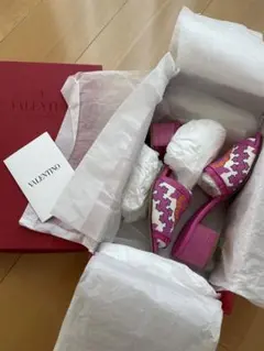VALENTINOヴァレンティノ サンダルのサムネイル