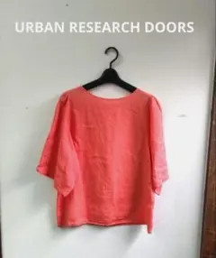 あきちゃん様専用 アーバンリサーチドアーズ リネンブラウス チューリップスリーブ