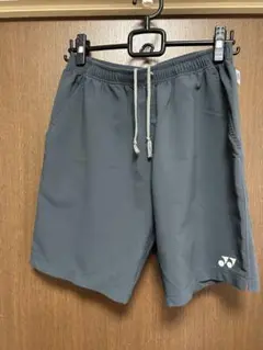 YONEX バドミントン　グレー ハーフパンツ JP M
