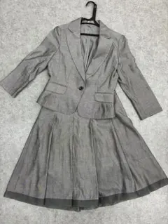 タイムセール！グレー スーツ・フォーマル ジャケットとスカートセット