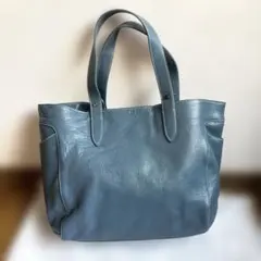 新品未使用　美品　トートバック　本革　通勤便利　ポケット多数　ドゥクラッセ
