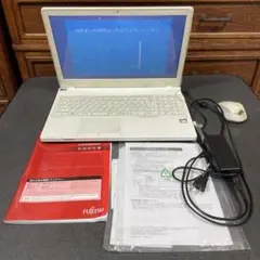 ノートパソコン　LIFEBOOK AH30/X Windows 10のサムネイル