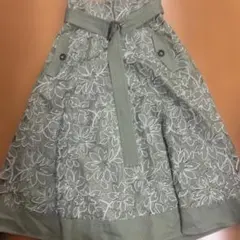 マイストラーダ花柄刺繍フレアスカート ベルト付き カーキのサムネイル
