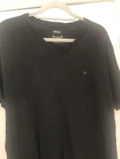 DIESEL ブラック Vネック Tシャツ