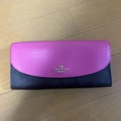 COACH フラップ式長財布 ピンク/ブラック
