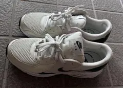 新品NIKE ナイキ ウィメンズ エア マックス エクシー　軽量