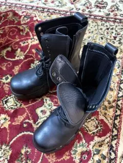 BALENCIAGA bulldozer似 ブーツのサムネイル