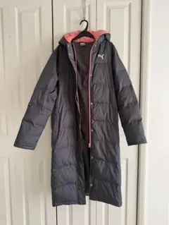 PUMA ロングベンチコートダウンジャケット グレーピンク