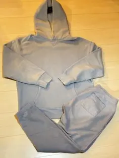 GAP 水色スウェットセットアップ