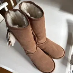 ムートンブーツemu