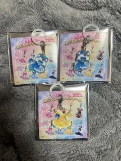 プリキュア プリティストア コスチューム めじるしアクリルチャーム 新品未使用