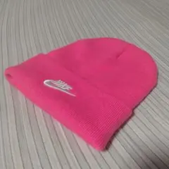 NIKE ニット帽 ビーニー ピンクのサムネイル