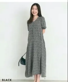 ベースメントオンラインVネックフラワーワンピース　ブラック　紐無し