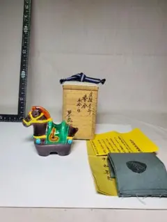 茶道具　九谷焼　九谷岩花造　色絵　獅子　香合　共布　共箱　V　R8226 茶道具 九谷焼 九谷岩花造 色絵 獅子 香合 共布 共箱 V R8226 - メルカリ