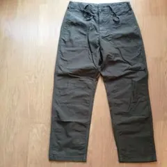 UNIQLO ベイカーパンツ グリーン ワイドフィット/ストレートシルエット