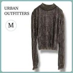 URBAN OUTFITTERS シアートップス メタリック 長袖 黒×ゴールドのサムネイル