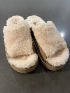 UGG ☆新品 W BAYNNA SLIP SLIP ON - メルカリ