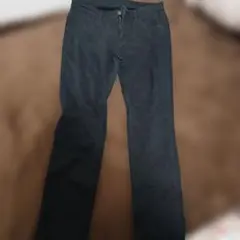 ユニクロUNIQLO黒デニム