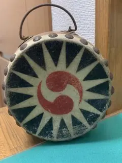 太鼓正製 80号 (赤二つ巴に、黒の雷紋様) 玩具太鼓 天然木松と牛革 平