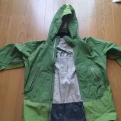 ARC'TERYX ハードシェル ジャケット グリーンのサムネイル