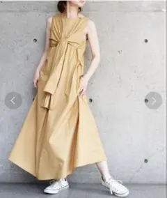 クリーニング済　Liesse x 辺見えみり　2WAYワンピース　¥30,800のサムネイル