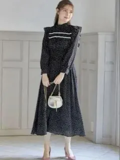 トッコクローゼット　ウエストシャーリングドットワンピース