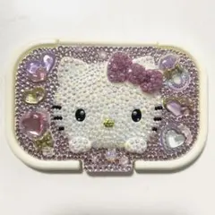 【現品限り❣️】ハローキティ　紫×ピンク　ウェットシートのふたのサムネイル