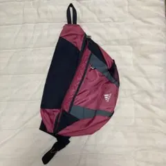 adidas 赤黒 スリングバッグ