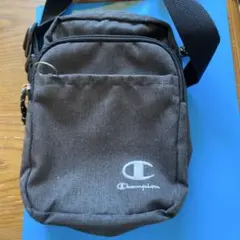A*a様 チャンピオン　ショルダーバッグ