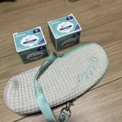 Betta 哺乳瓶ケース ホワイト 乳首2個付き