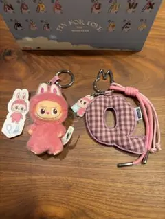 【Q】PIN FOR LOVE ラブブ イニシャル　セット