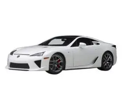 【未開封】Lexus LFA (Whitest White/Carbon)のサムネイル