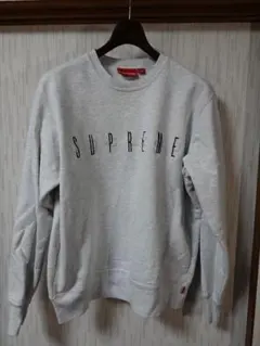 GW限定値下げSupreme 18AW/Famous Crewneck - メルカリ